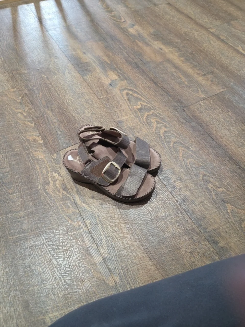 Spring Step Wedge - Picture 2 of 11